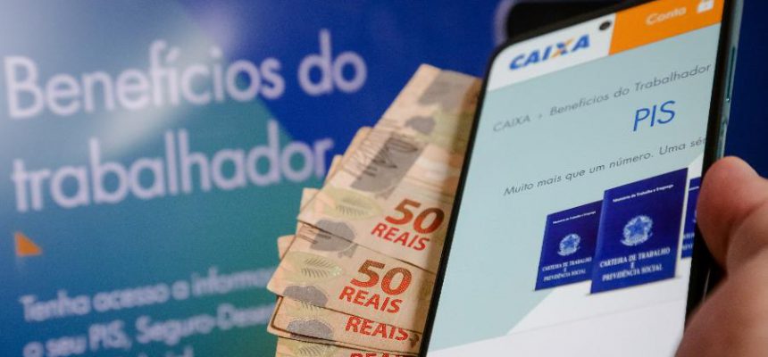 o-governo-federal-paga-em-abril-o-abono-salarial-pispasep-aos-trabalhadores-nascidos-em-maio-e-junho-1680284709633_v2_900x506